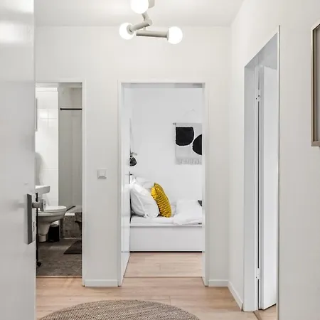 Neu Und Modern, Naehe Hbf, Ddorf, Cng , Lift Und Parkplatz Apartmán