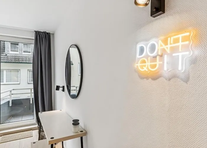 Lejlighed Neu Und Modern, Naehe Hbf, Ddorf, Cng , Lift Und Parkplatz Wuppertal